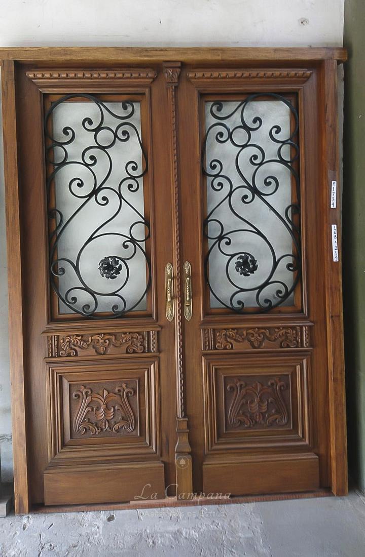 Puerta doble hoja de cedro
